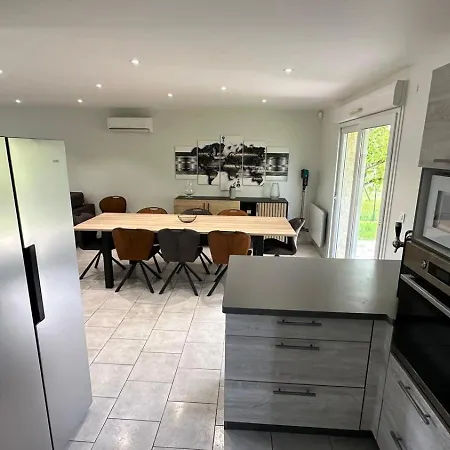 Des Remparts Hauvine