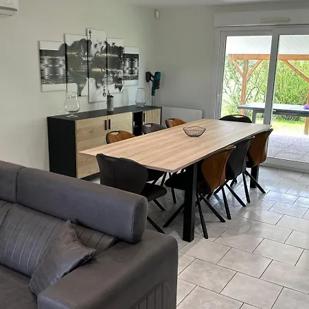 Des Remparts Holiday home Hauvine