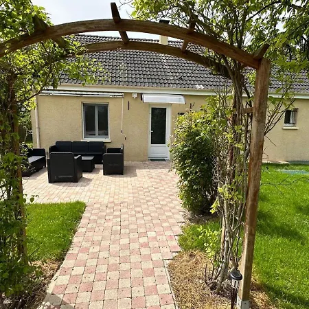 Des Remparts Holiday home Hauvine